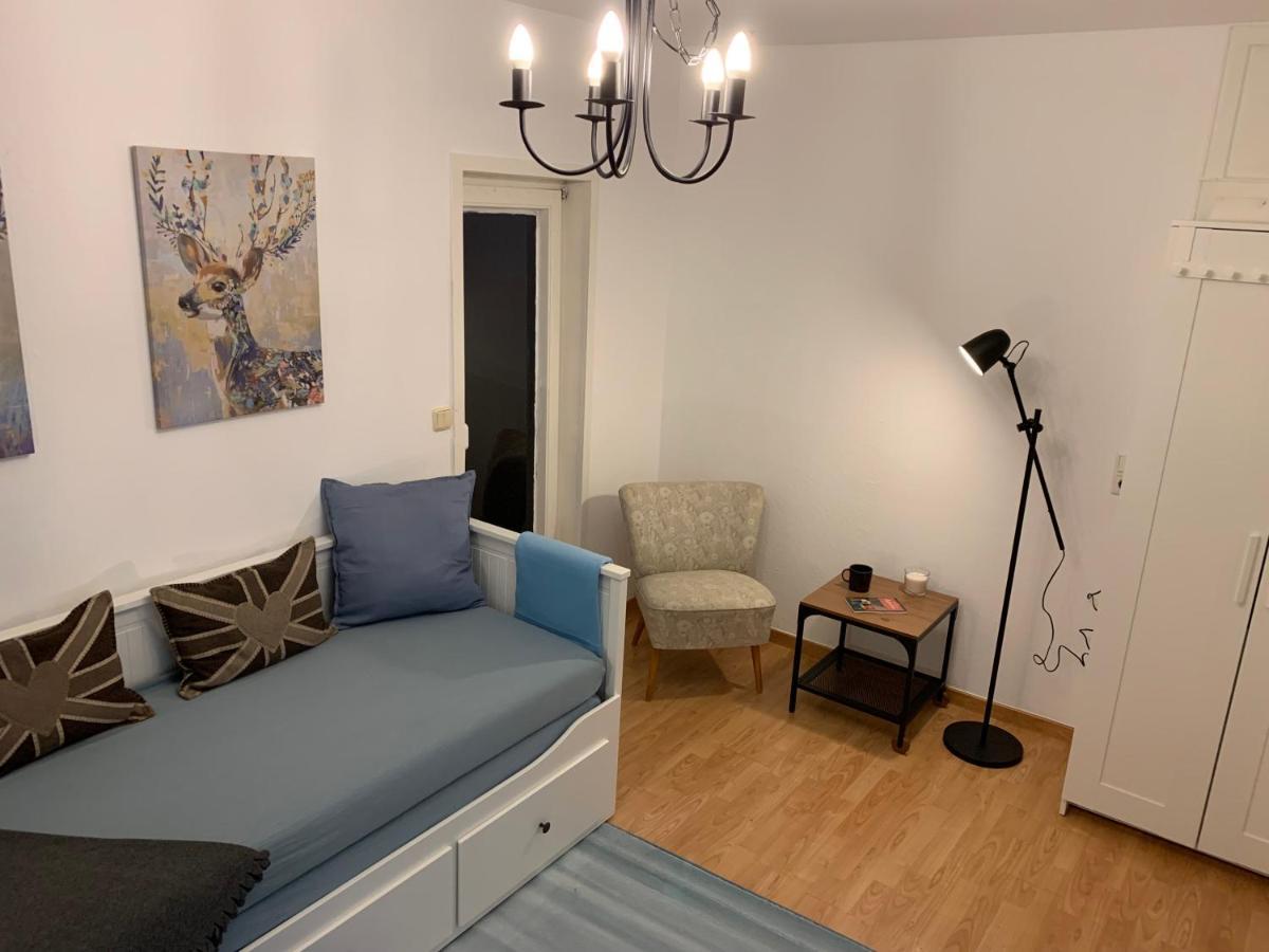 Haus Am Stadtrand Mit Super Verbindung In Die City 카셀 외부 사진
